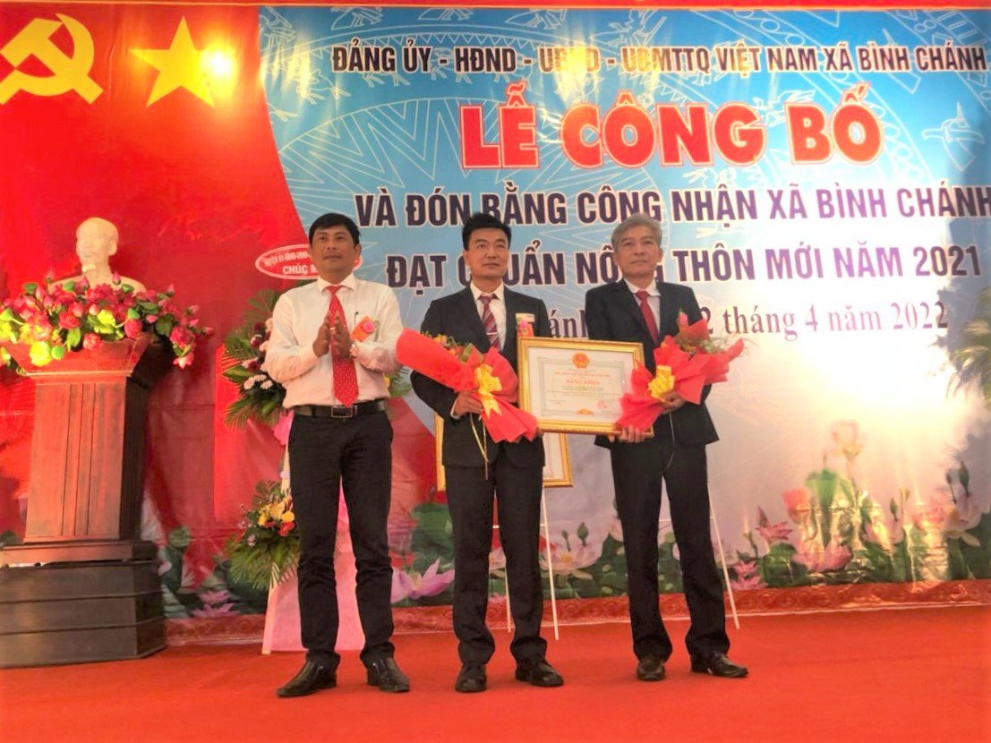Hai xã huyện Bình Sơn công bố xã đạt chuẩn nông thôn mới năm 2021