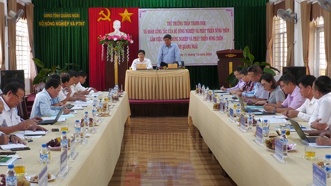 Đoàn công tác của Bộ Nông nghiệp và PTNT làm việc với tỉnh Quảng Ngãi